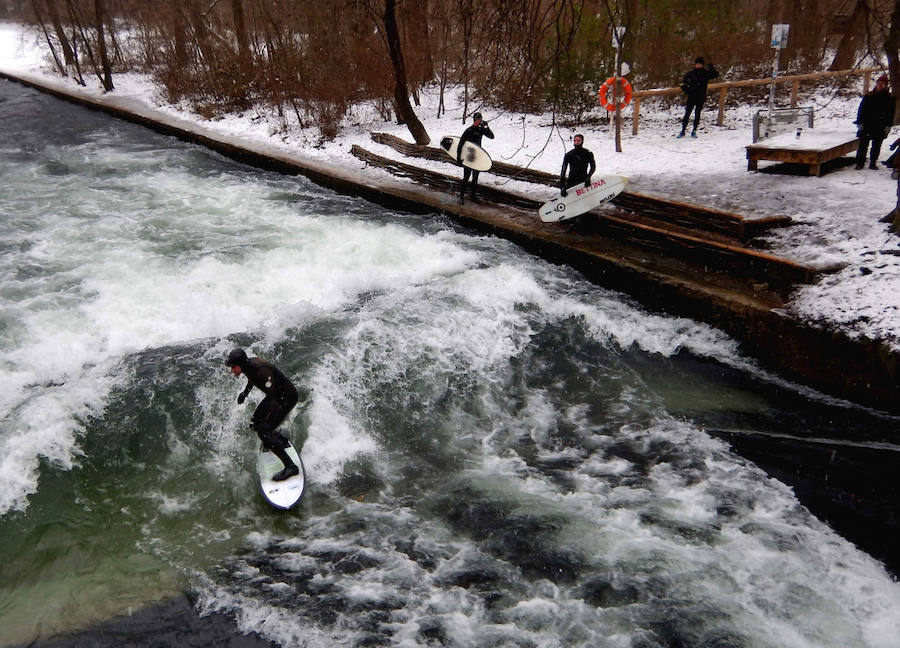 Surfear en el río