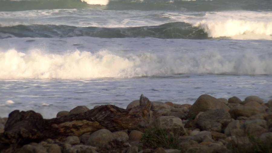 Olas en playa España.