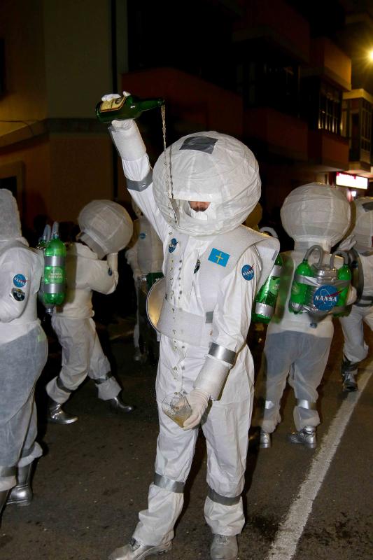 Ribadesella estalla con el Antroxu