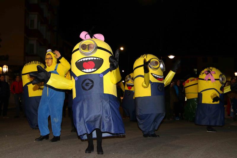 Ribadesella estalla con el Antroxu