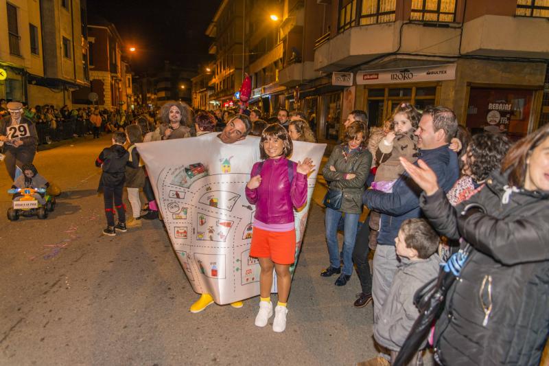 Desfile de Antroxu en Arriondas