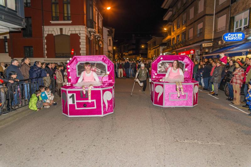 Desfile de Antroxu en Arriondas