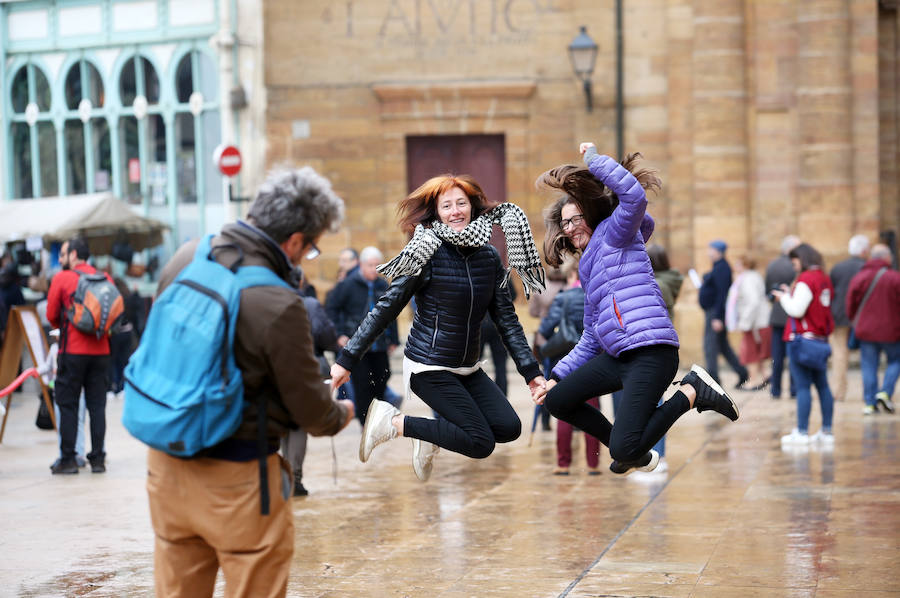 Viernes Santo de lleno turístico en Asturias pese a las nubes