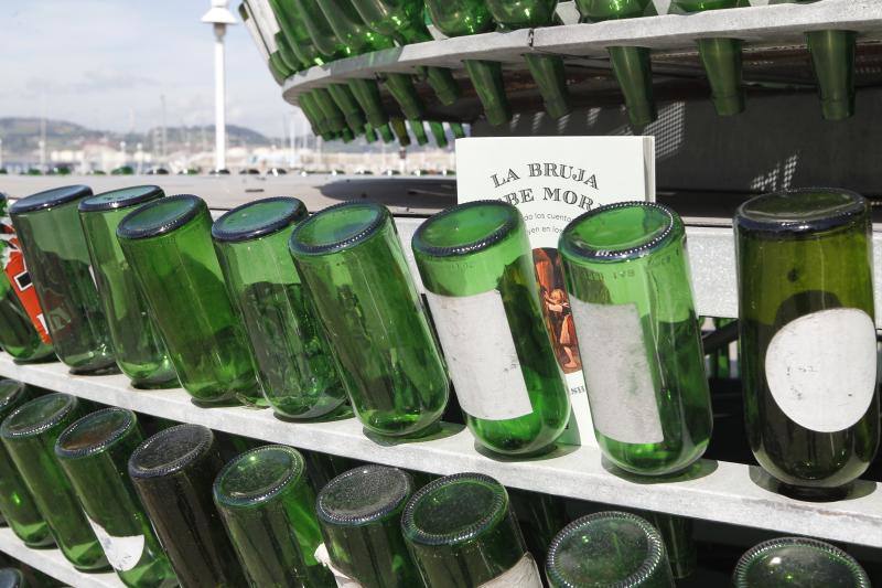 Libros en la calle en Gijón