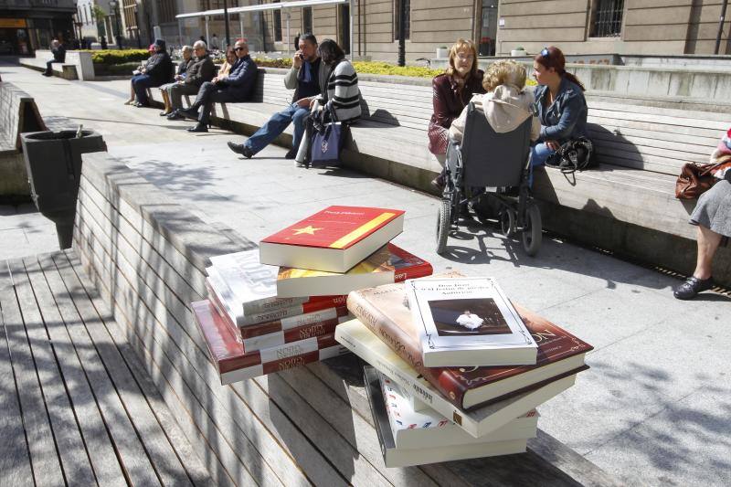 Libros en la calle en Gijón