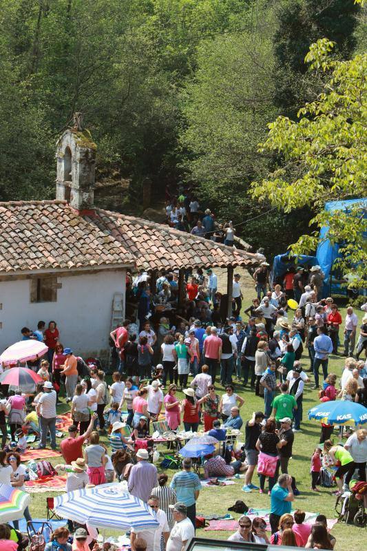 La fidelidad de los romeros en Piedracea