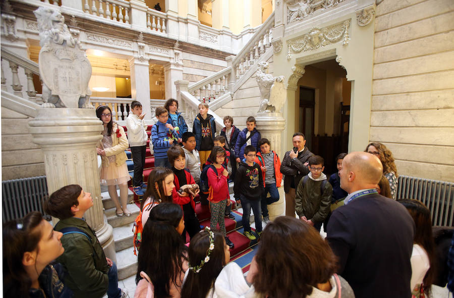 Los escolares, protagonistas de la &#039;Selmana de les Lletres Asturianes&#039;