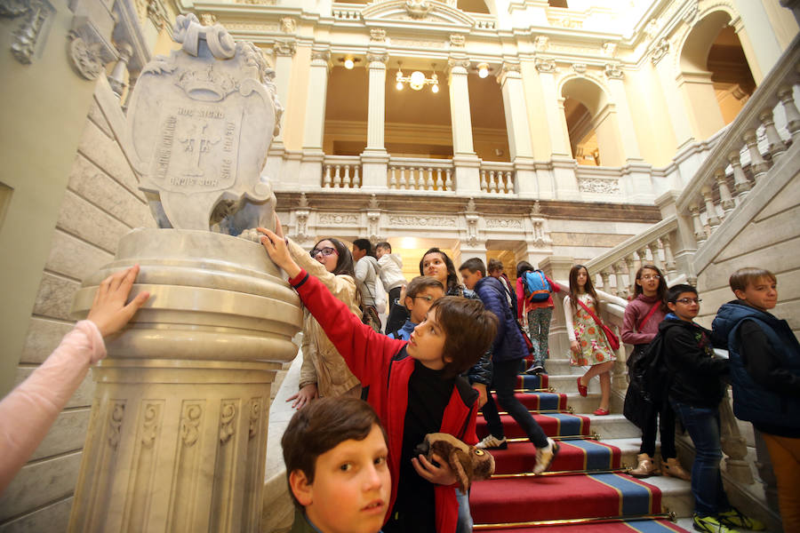 Los escolares, protagonistas de la &#039;Selmana de les Lletres Asturianes&#039;