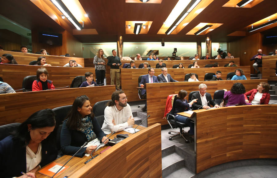 Los escolares, protagonistas de la &#039;Selmana de les Lletres Asturianes&#039;