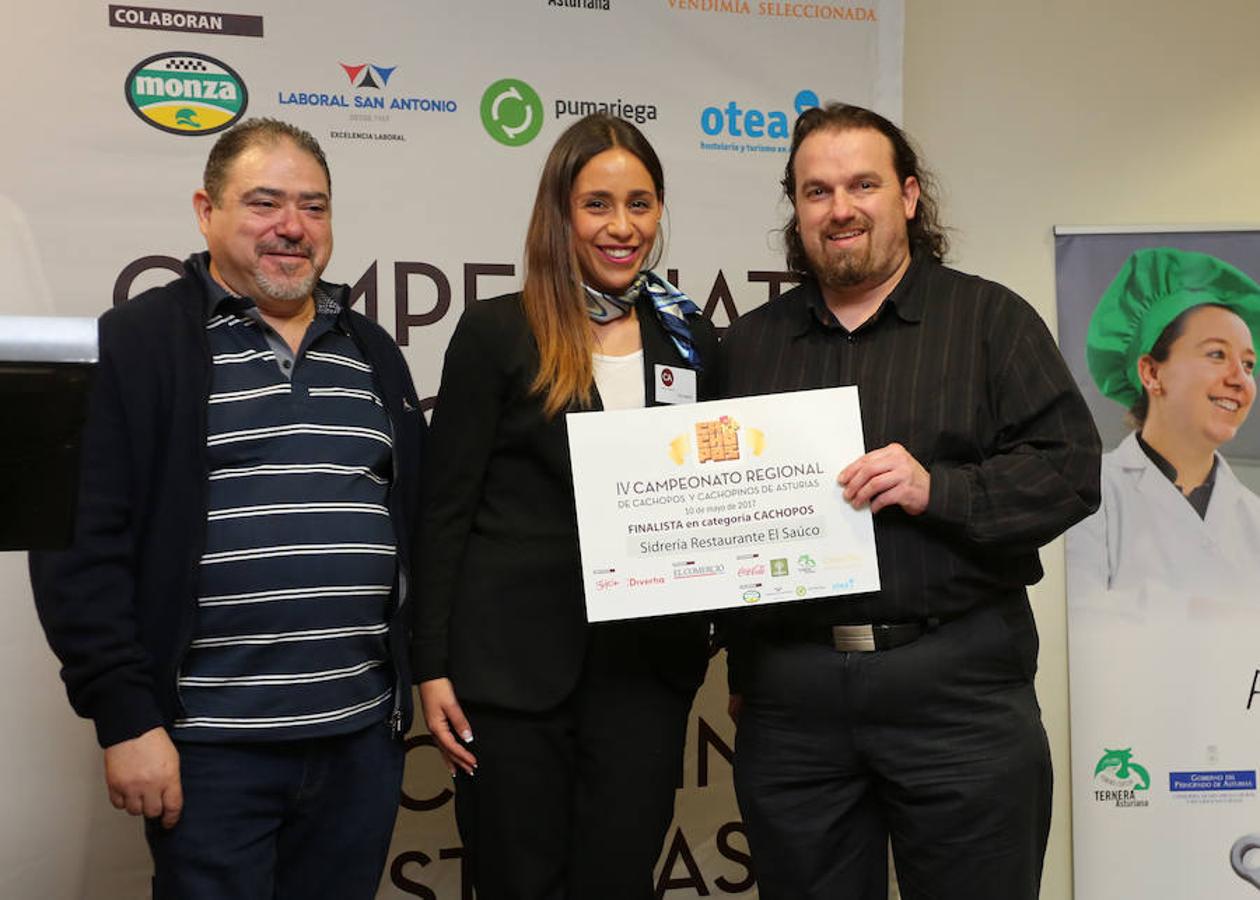 IV Campeonato Regional de Cachopos y Cachopinos de Asturias. Finalista en categoría Cachopos: Sidrería Restaurante El Saúco