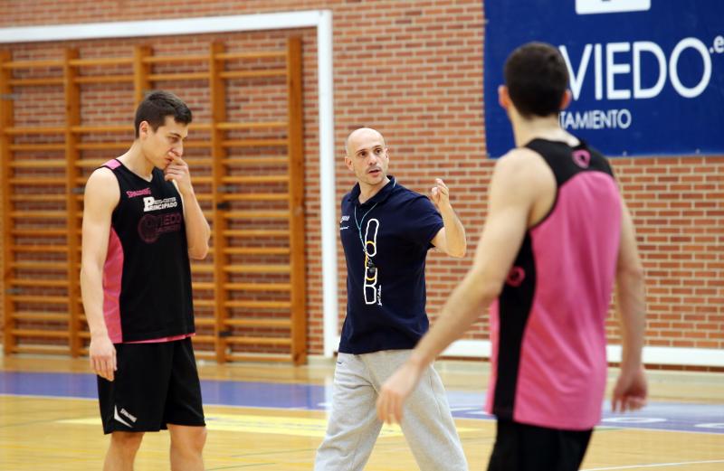 Entrenamiento del Oviedo Baloncesto (11/05/17)