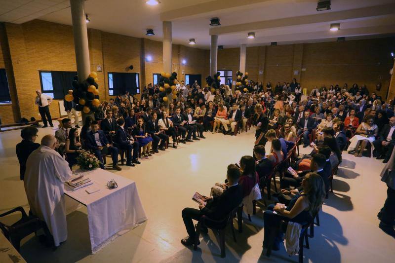 Graduación de los estudiantes de las Dominicas