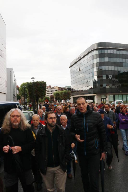 Cientos de personas reclaman en Langreo la culminación del soterramiento ferroviario