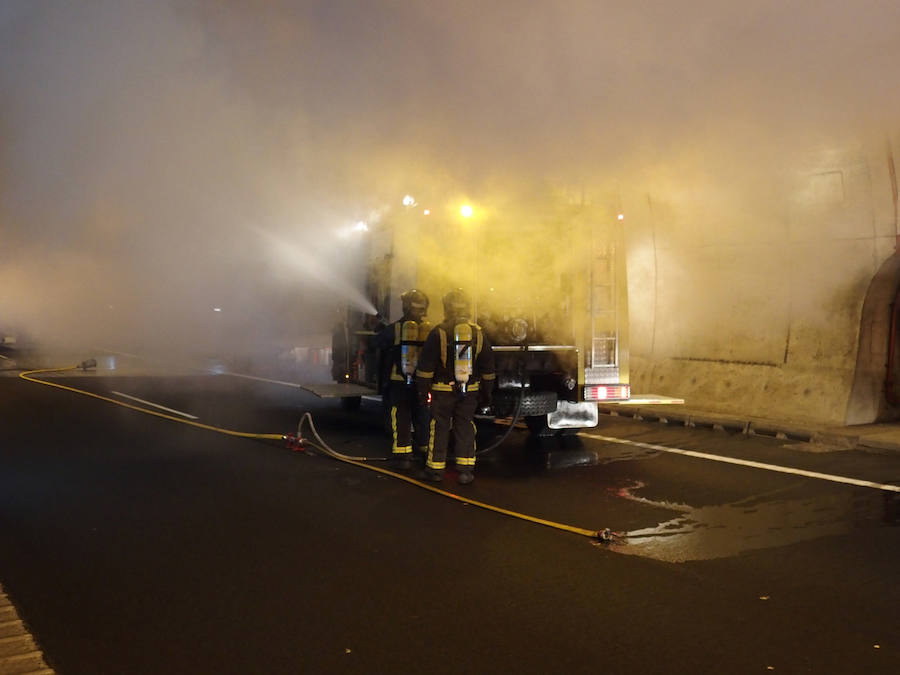 Simulacro de incendio en los túneles de Fabar