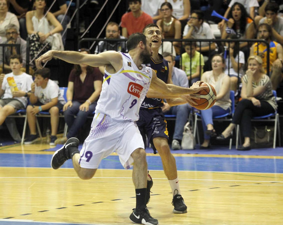 Unión Financiera 74-68 Palencia