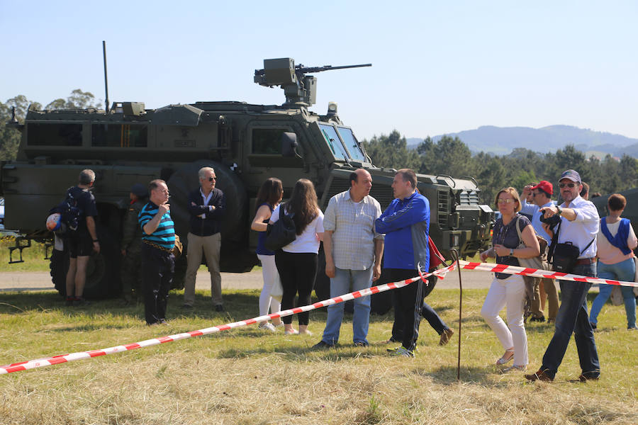Jornada de puertas abiertas en el Regimiento Príncipe