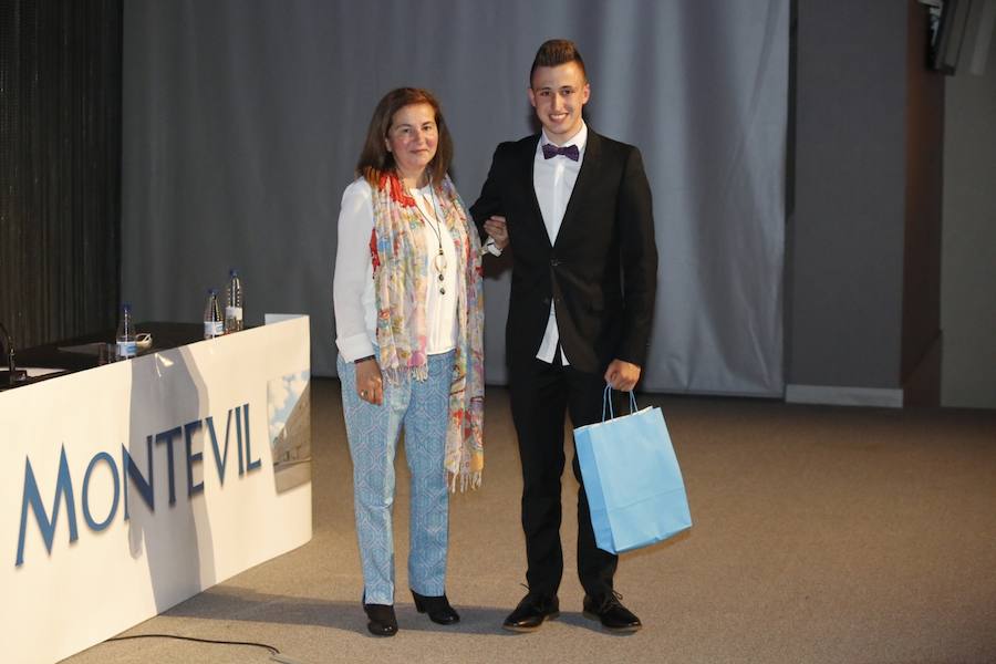 Despedida de los bachilleres del Montevil