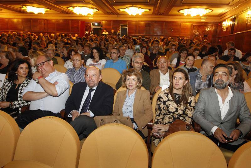 Jaime de Armiñán recibe la ovación del Jovellanos en el estreno de &#039;14, Fabian Road&#039;