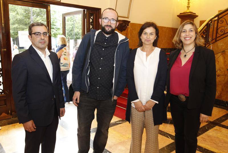 Jaime de Armiñán recibe la ovación del Jovellanos en el estreno de &#039;14, Fabian Road&#039;