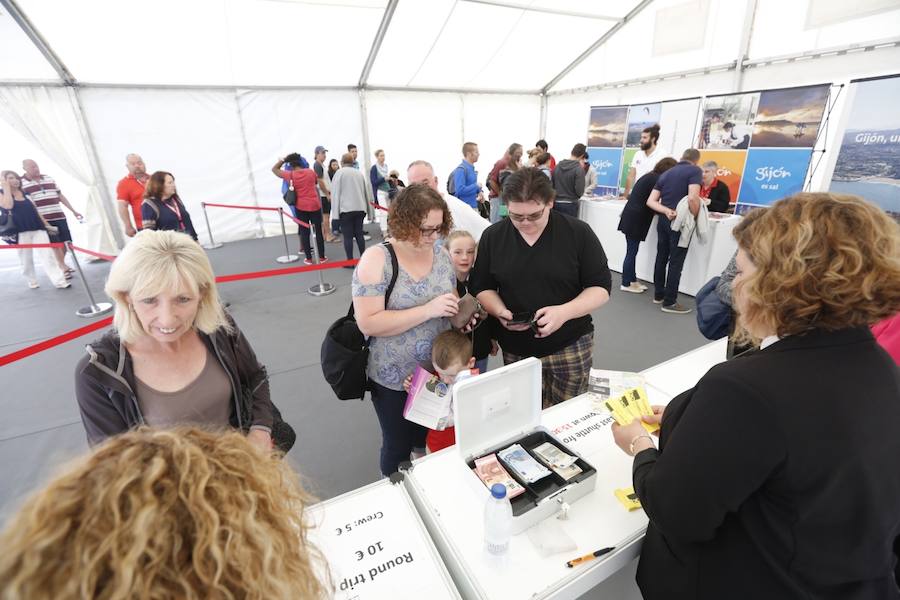 Los cruceros toman Gijón