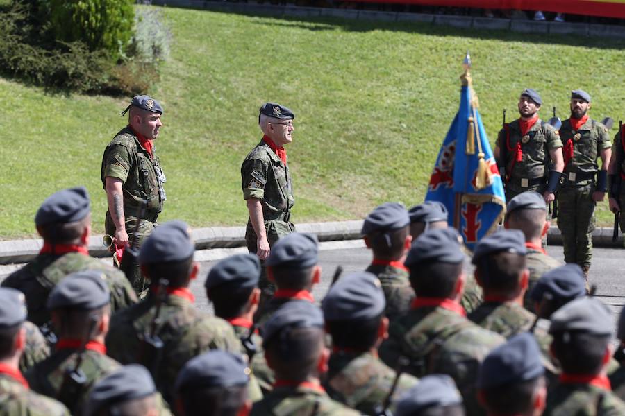 Parada militar en Cabo Noval
