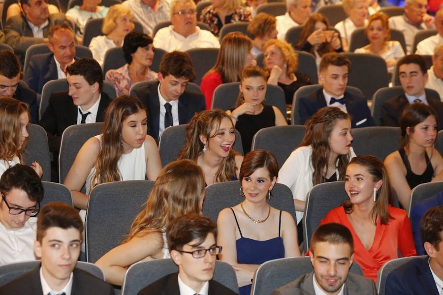 Graduación de los estudiantes del IES Jovellanos