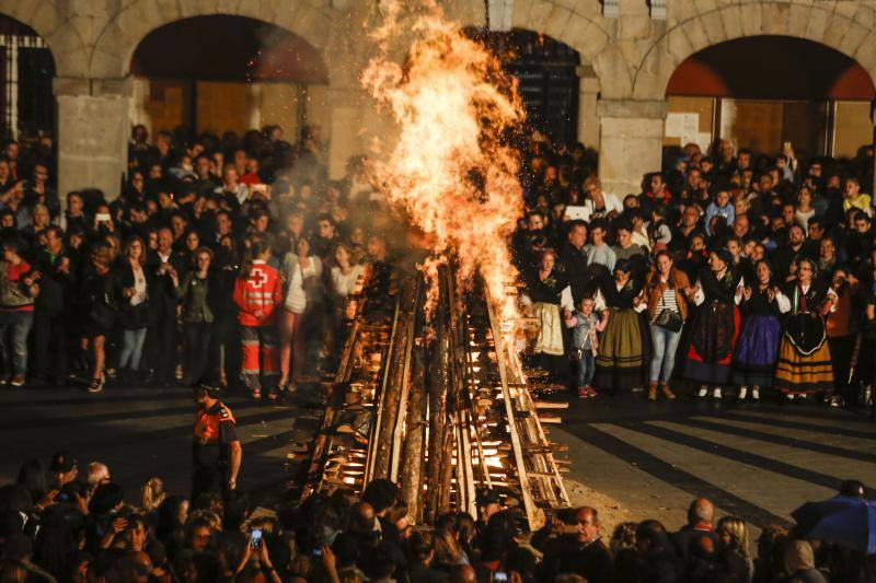 Hogueras de San Juan por Asturias