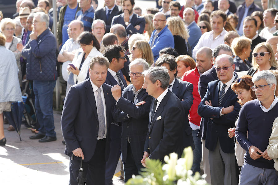 Gijón llora a Elías García en su despedida