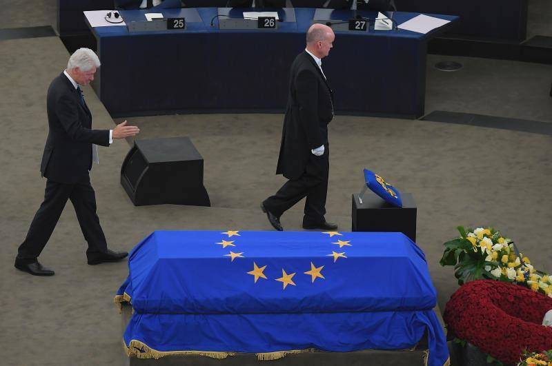 Último adiós a Helmet Khol. Figuras clave de la política rinden homenaje al arquitecto de la reunificación