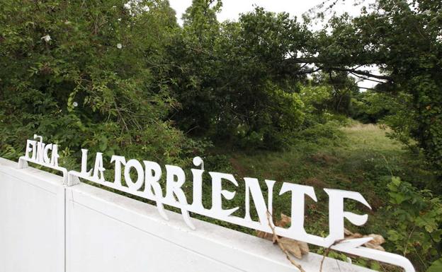 Finca La Torriente, situada al lado del Grupo.