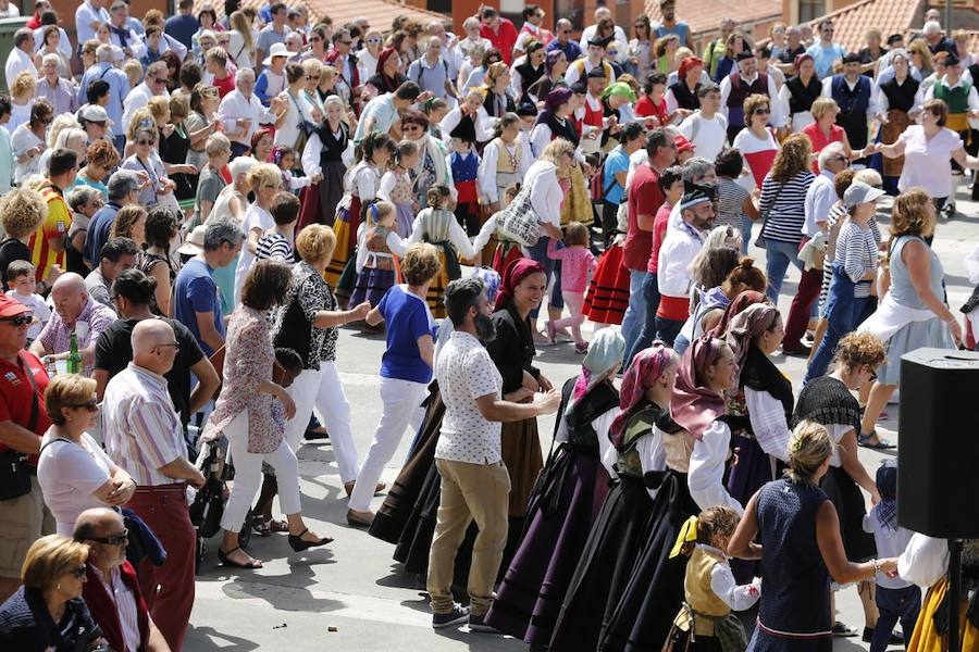 Jira campestre en el Cerro para celebrar el Día d&#039;Asturies