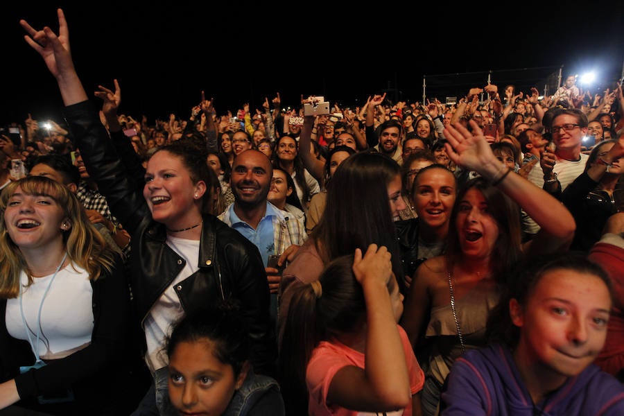 Lleno total en Poniente al ritmo de Antonio Orozco