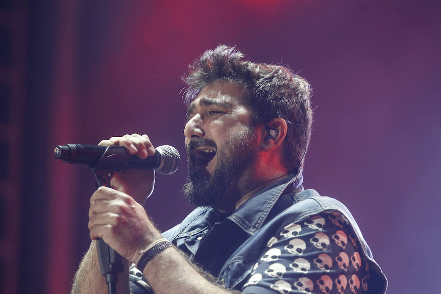 Lleno total en Poniente al ritmo de Antonio Orozco