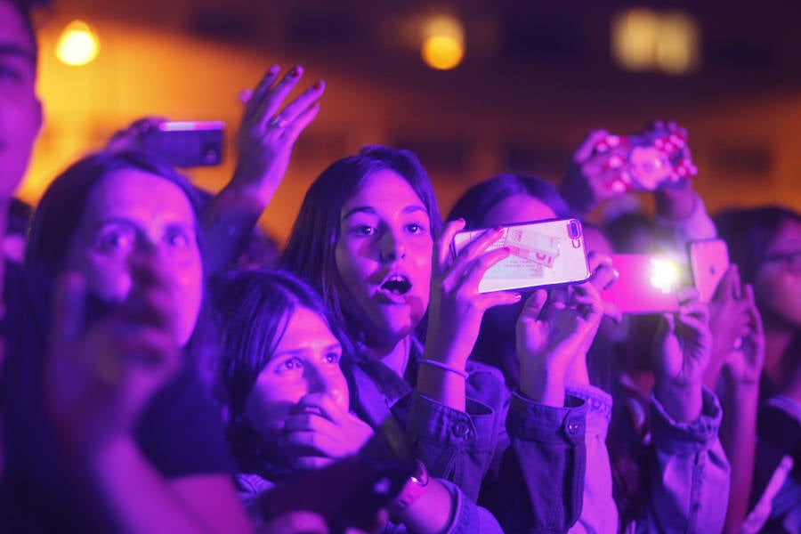 Lleno total en Poniente al ritmo de Antonio Orozco