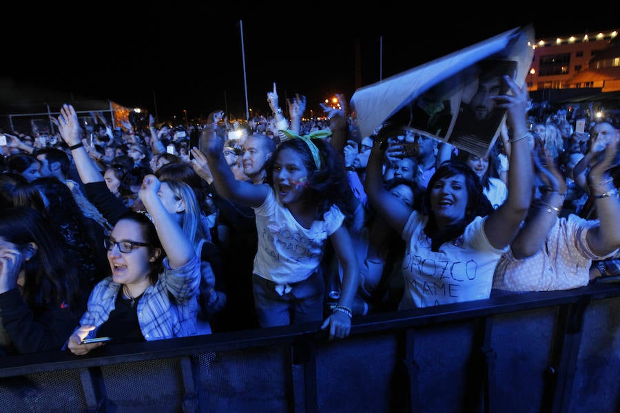 Lleno total en Poniente al ritmo de Antonio Orozco