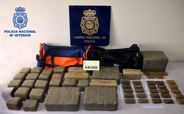 Droga incautada durante la operación contra el tráfico de drogas llevada a cabo en Gijón. 