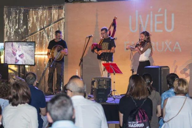 Oviedo sube al Naranco con Xuacu Amieva y La Banda de Gaitas