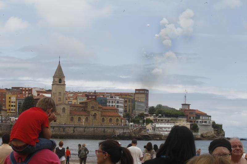 Danza Prima y Restallón para despedir la Semana Grande de Gijón