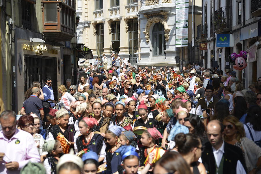 Multitudinaria fiesta de San Roque en Llanes