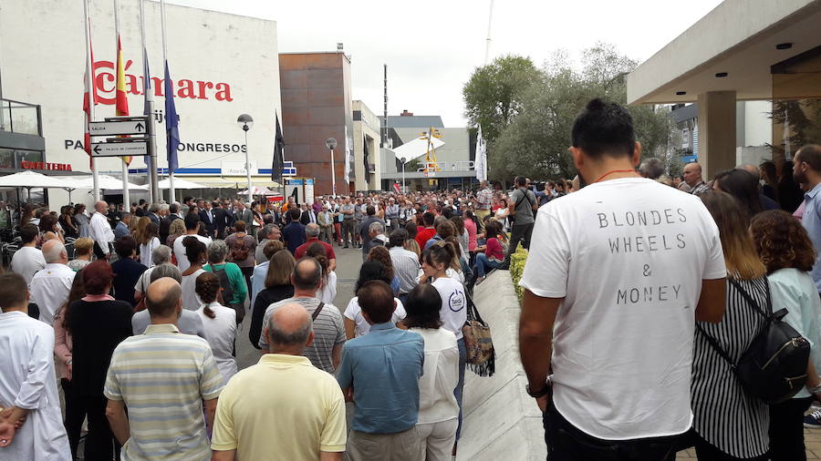 Minutos de silencio en Asturias por los atentados de Cataluña