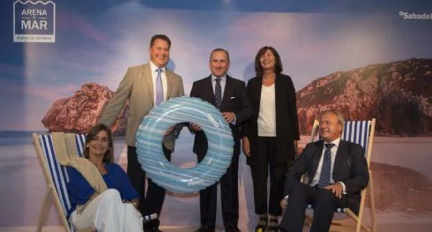 Baragaño posa en el photocall del SabadellHerrero.