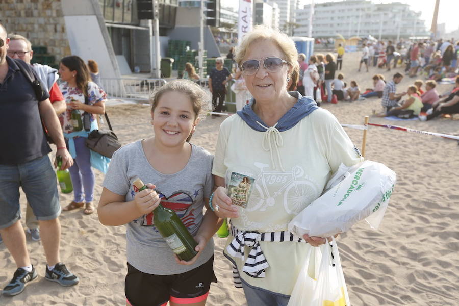 ¿Estuviste en el récord de escanciado simultáneo de 2017? ¡Búscate! (8)