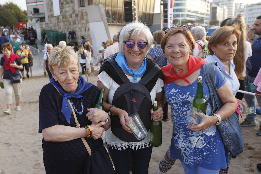 ¿Estuviste en el récord de escanciado simultáneo de 2017? ¡Búscate! (6)