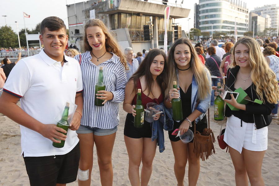 ¿Estuviste en el récord de escanciado simultáneo de 2017? ¡Búscate! (6)