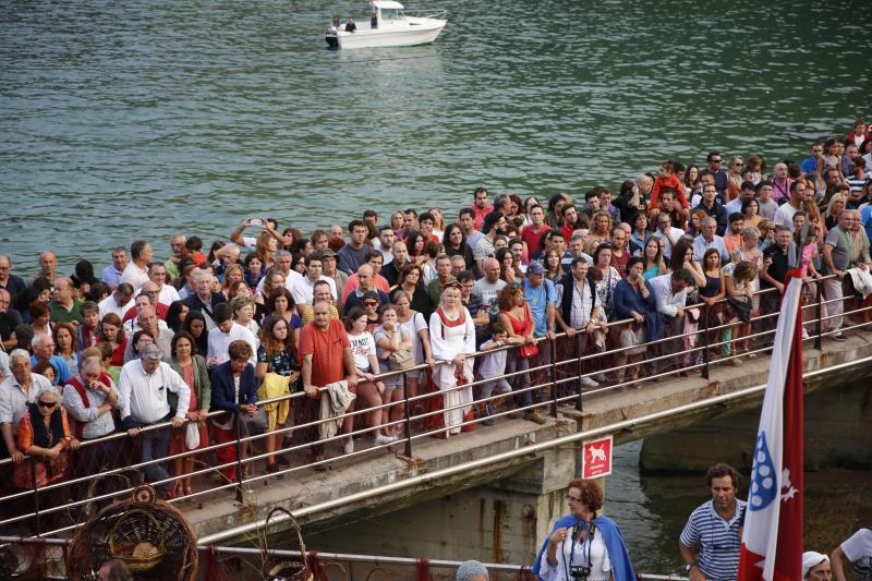 ¿Estuviste en el Desembarco de Carlos V en Tazones? ¡Búscate!