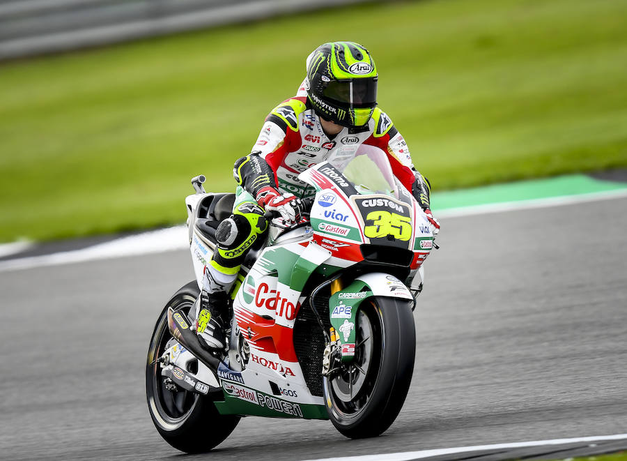 El piloto español Marc Márquez, líder del Mundial, se hizo con la pole en el circuito de Silverstone.