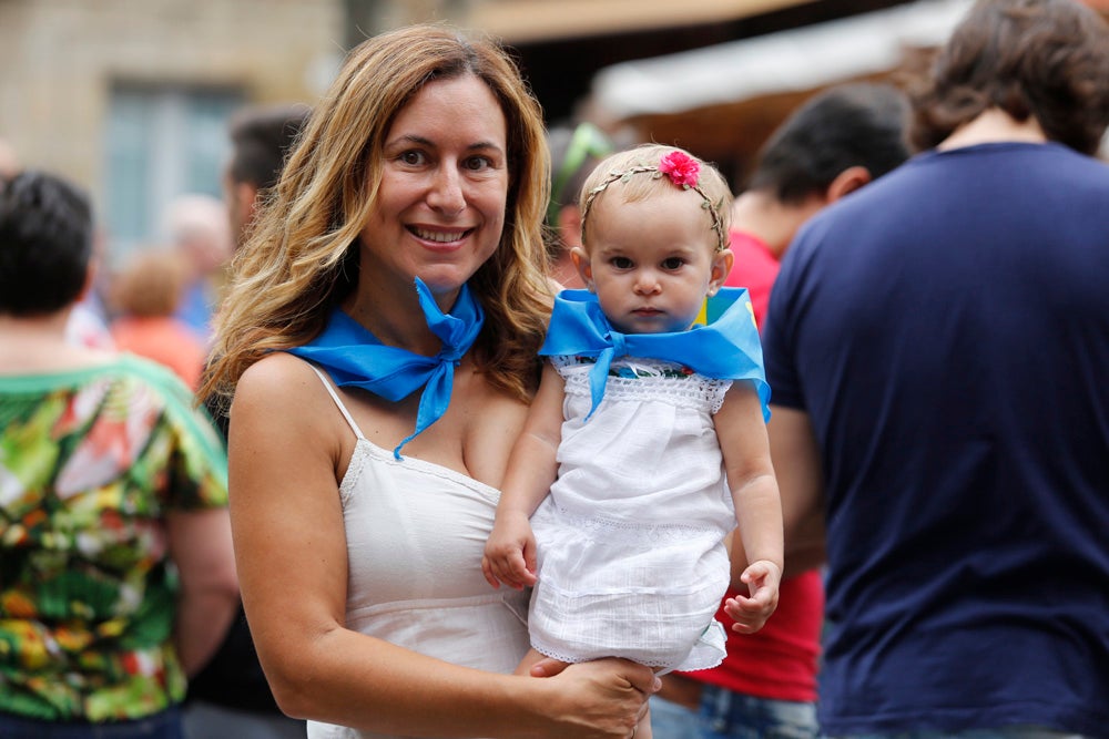 La Fiesta de la Sidra Natural se despide hasta el año que viene despachando cientos de botellas, premiando a los mejores llagareros