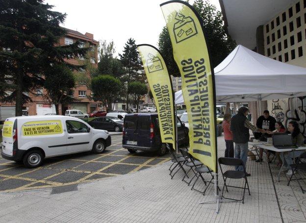 La furgoneta se instaló ayer por la tarde en Otero. 