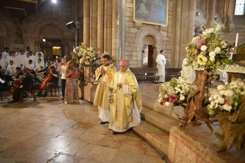 Asturias rinde honores a la Santina