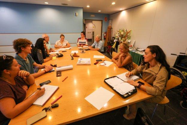 Reunión de los integrantes de Aunando Esfuerzos. 